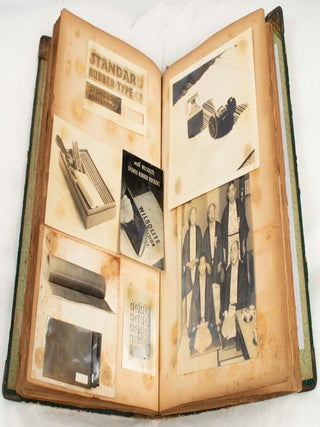 星野印版工業スクラップブック. 2巻 [Hoshino Inban Kogyo sukurappu bukku. 2-kan]. [Scrap Book of Standard Rubber Type Co. Ltd. 2 volumes].