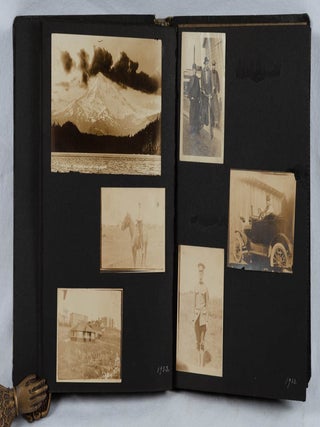 在米日本人のアルバム1930s. [Zaibei Nihonjin no arubamu 1930s]. Photograph Album of Japanese Residents in the United States.